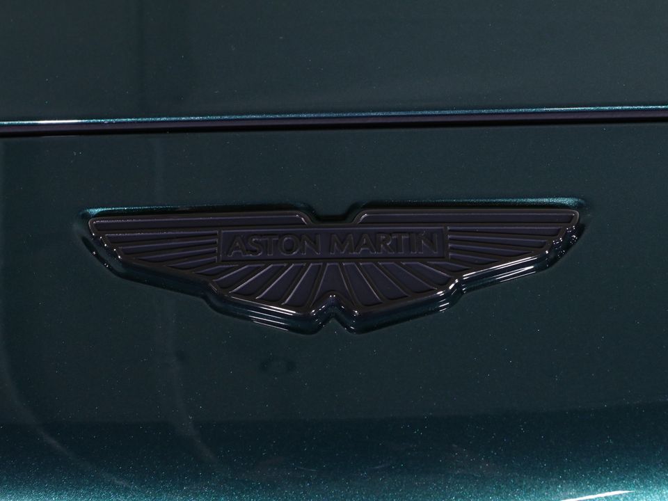 2025 Aston Martin DBX
