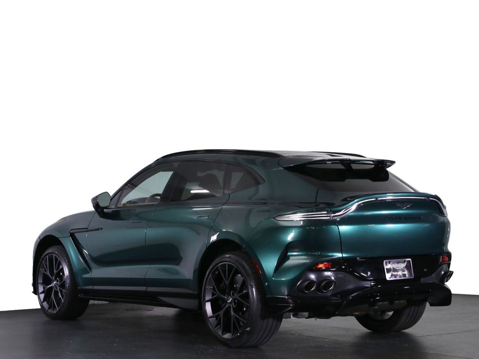 2025 Aston Martin DBX