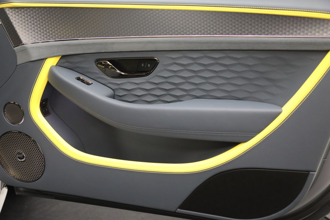 2025 Bentley Continental
