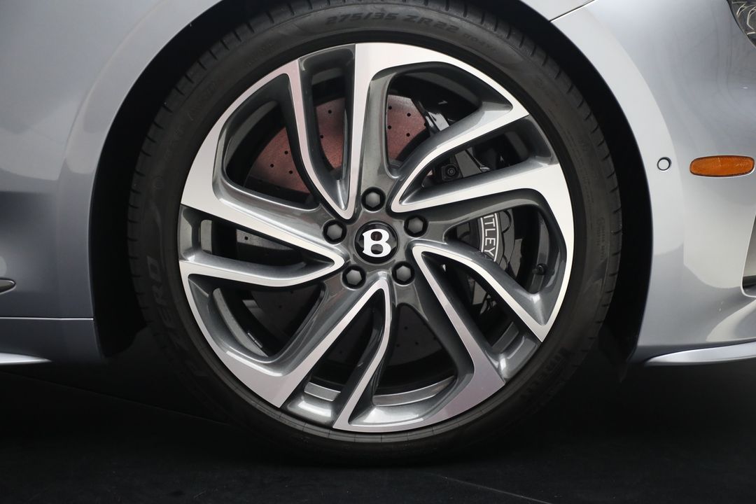 2025 Bentley Continental