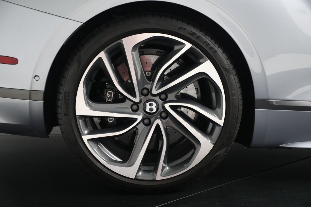 2025 Bentley Continental