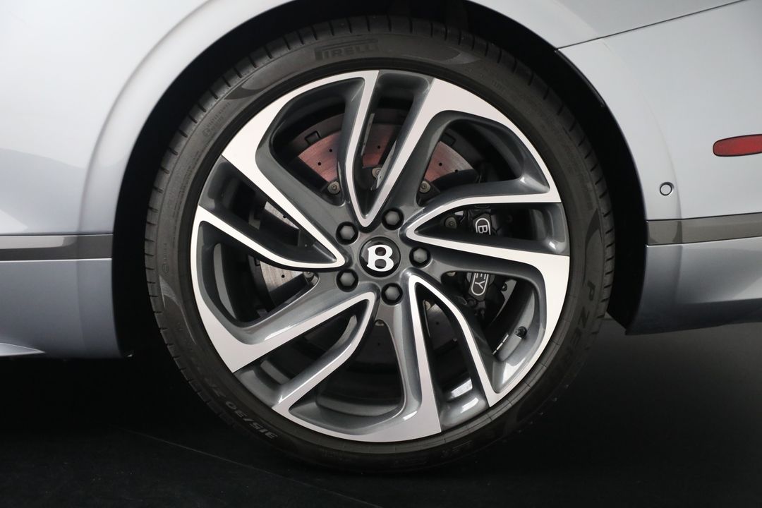 2025 Bentley Continental