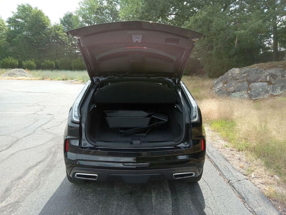 2024 Cadillac XT4