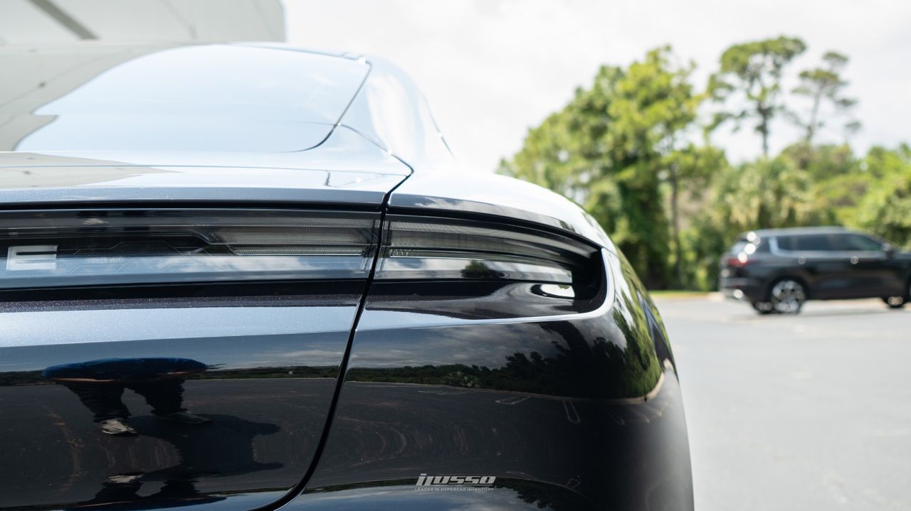 2024 Porsche Taycan