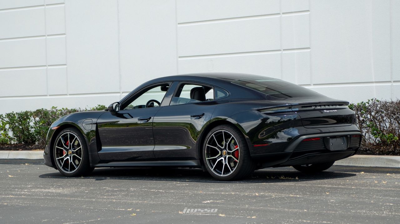 2024 Porsche Taycan