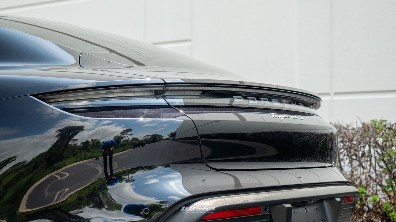 2024 Porsche Taycan