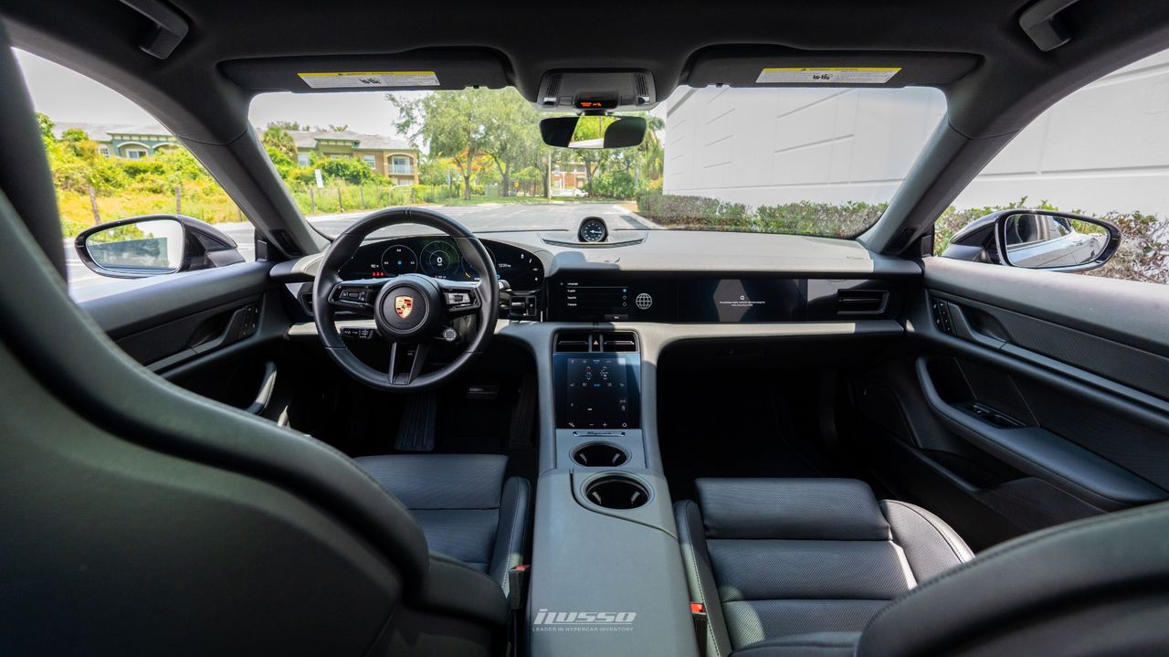 2024 Porsche Taycan