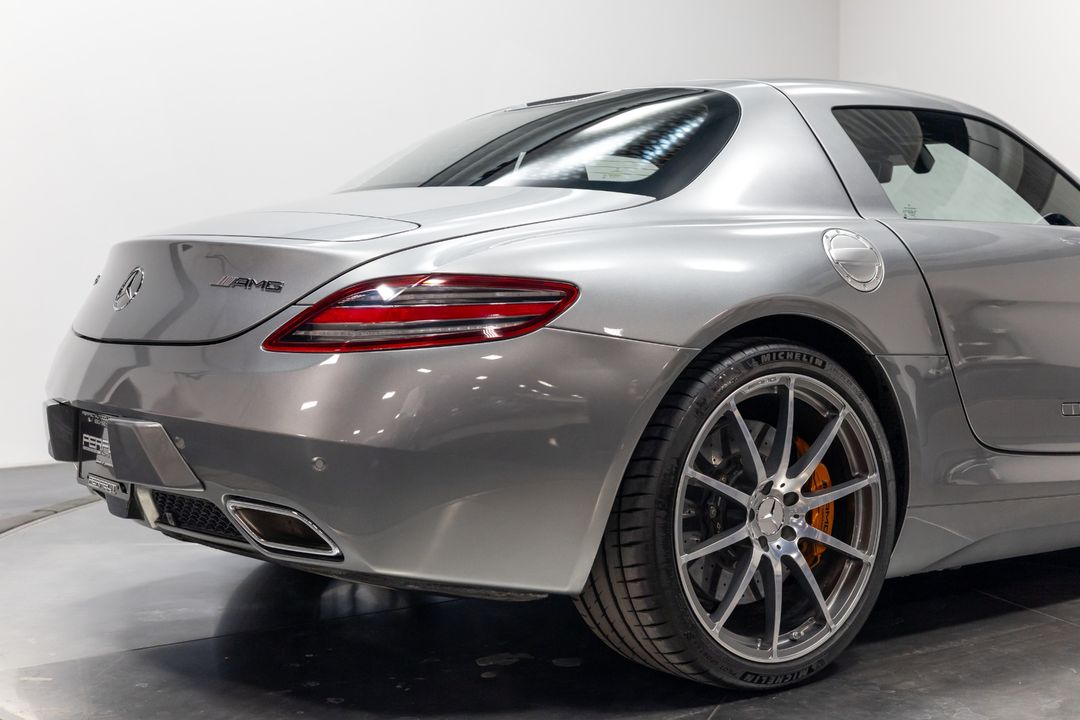 2012 Mercedes-Benz SLS AMG  