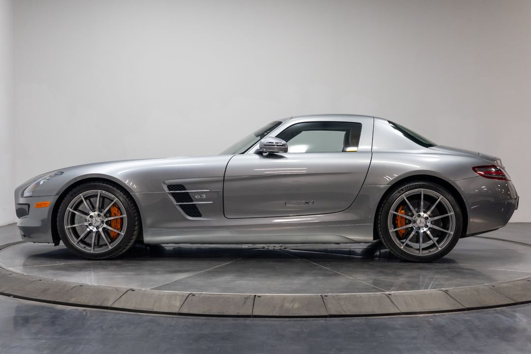 2012 Mercedes-Benz SLS AMG  