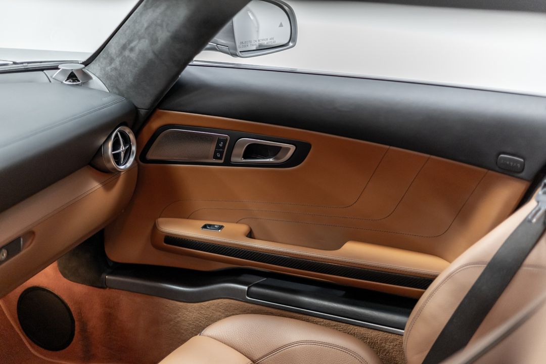 2012 Mercedes-Benz SLS AMG  