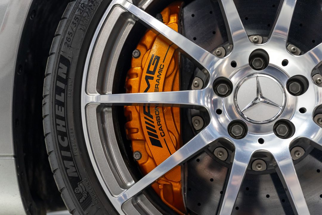 2012 Mercedes-Benz SLS AMG  