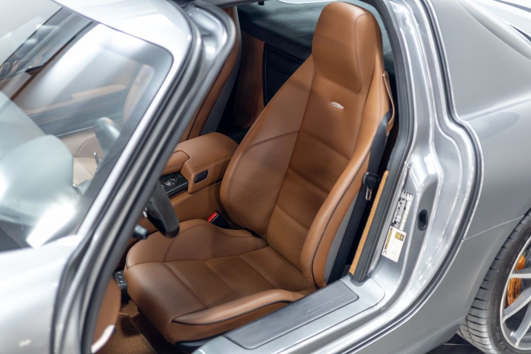 2012 Mercedes-Benz SLS AMG  