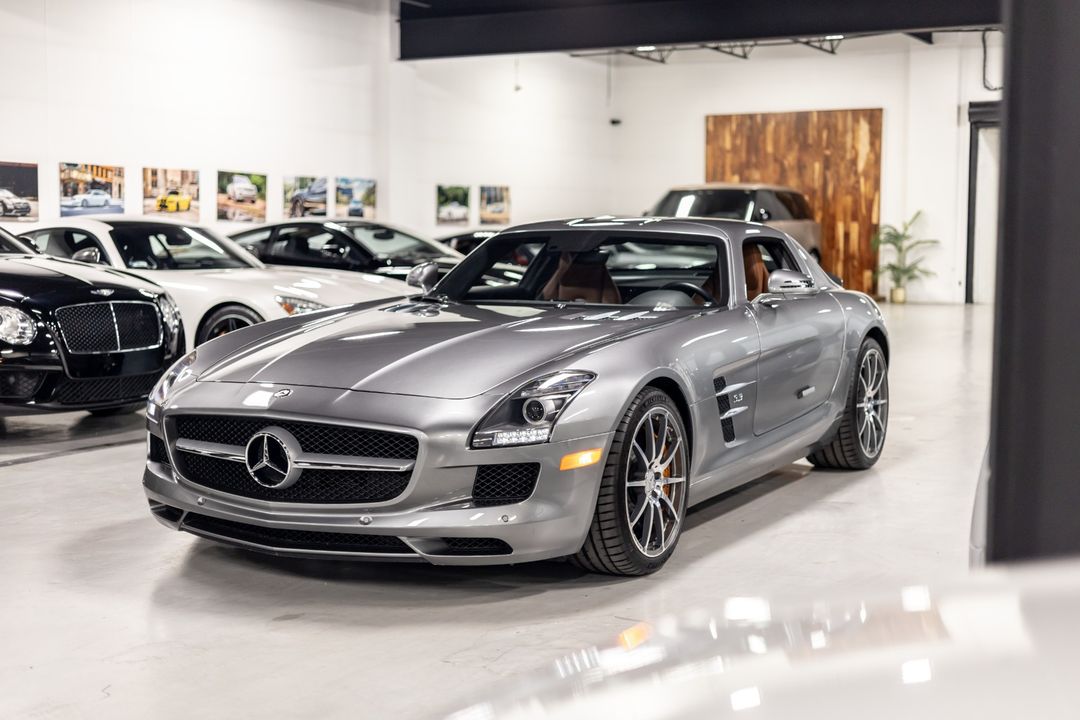 2012 Mercedes-Benz SLS AMG  