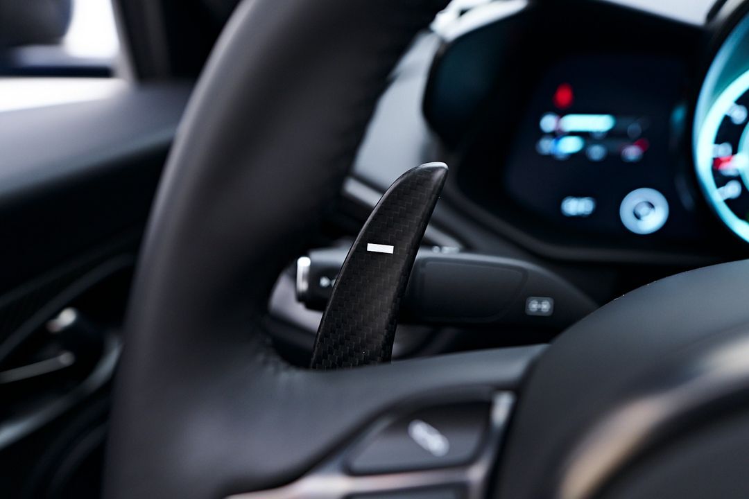 2023 Aston Martin DBS