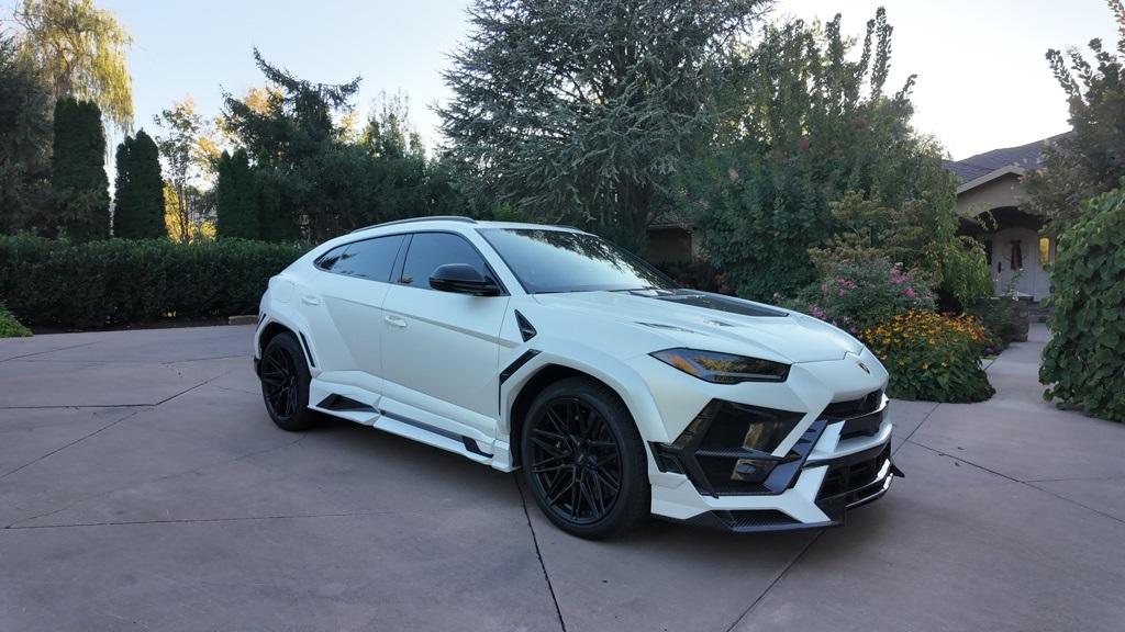 2019 Lamborghini Urus