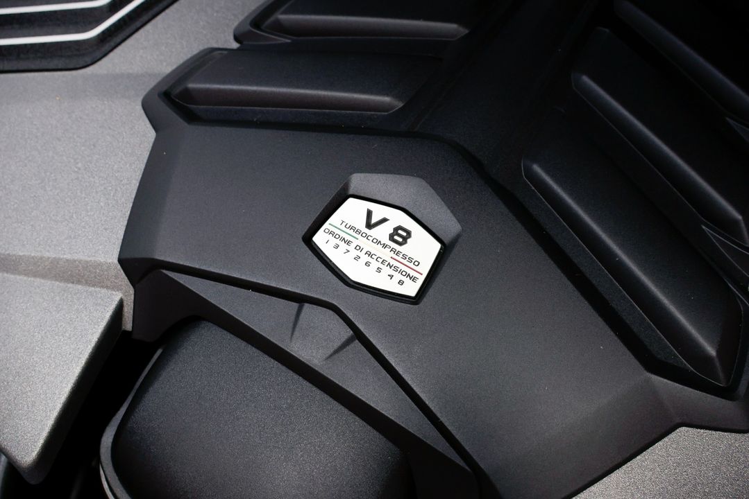 2019 Lamborghini Urus