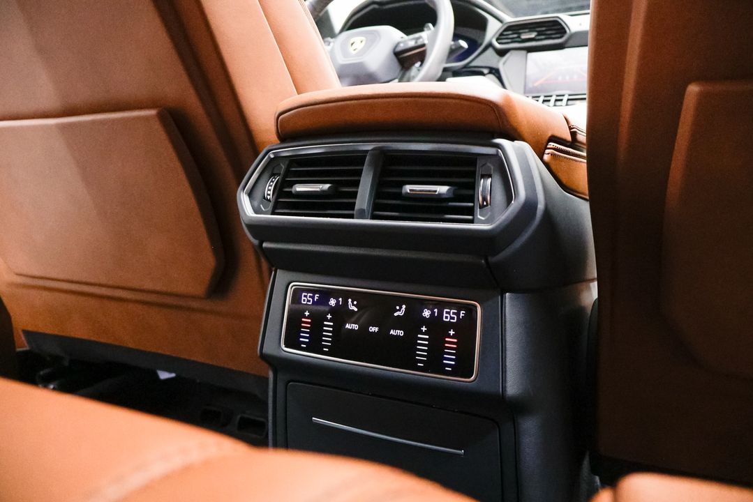 2019 Lamborghini Urus