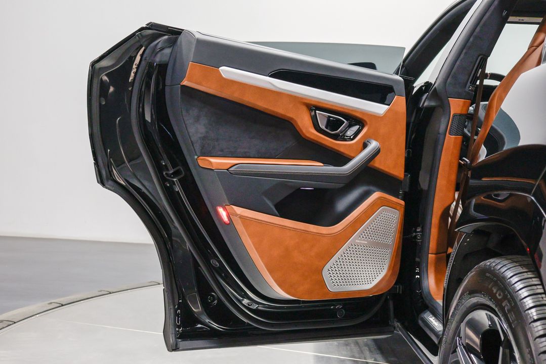2019 Lamborghini Urus