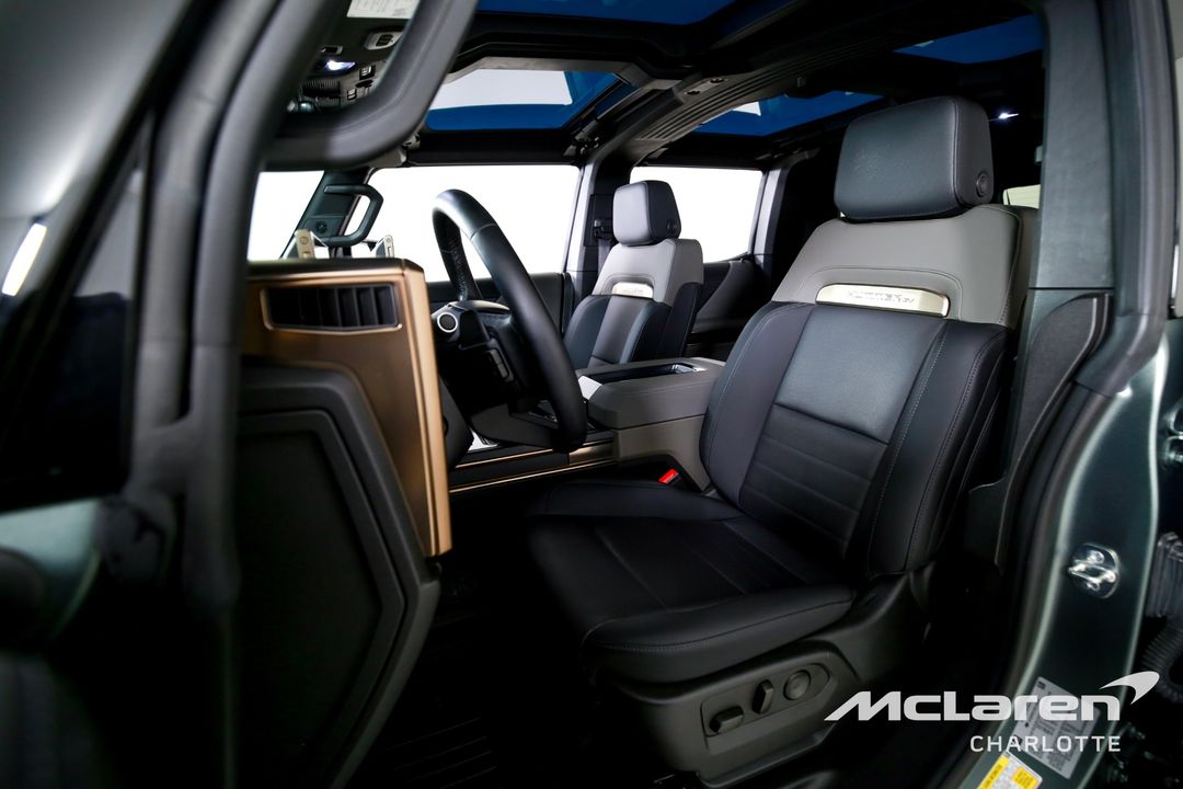 2024 GMC HUMMER EV