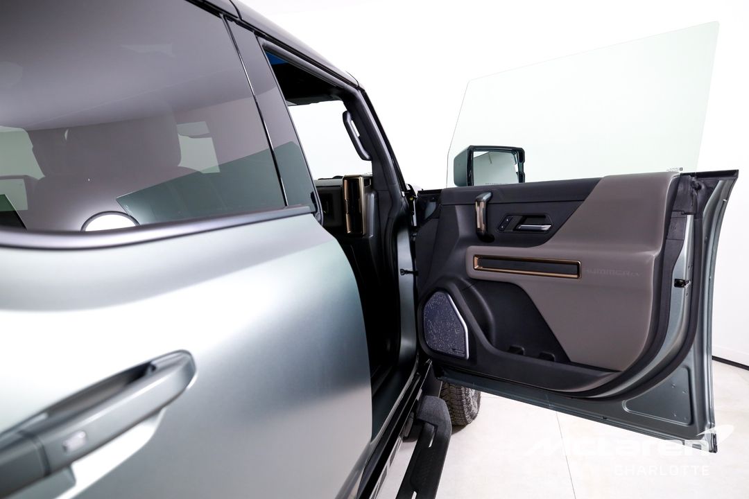 2024 GMC HUMMER EV