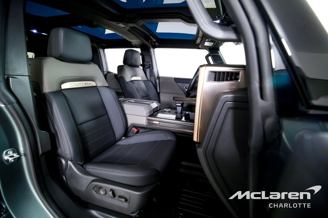 2024 GMC HUMMER EV