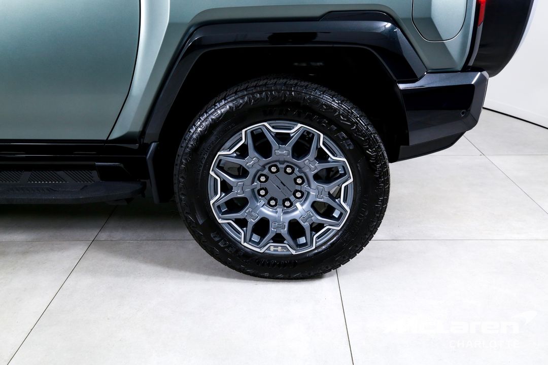 2024 GMC HUMMER EV