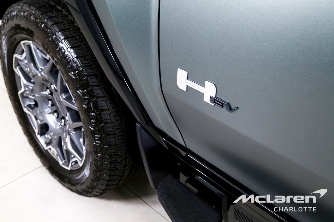 2024 GMC HUMMER EV