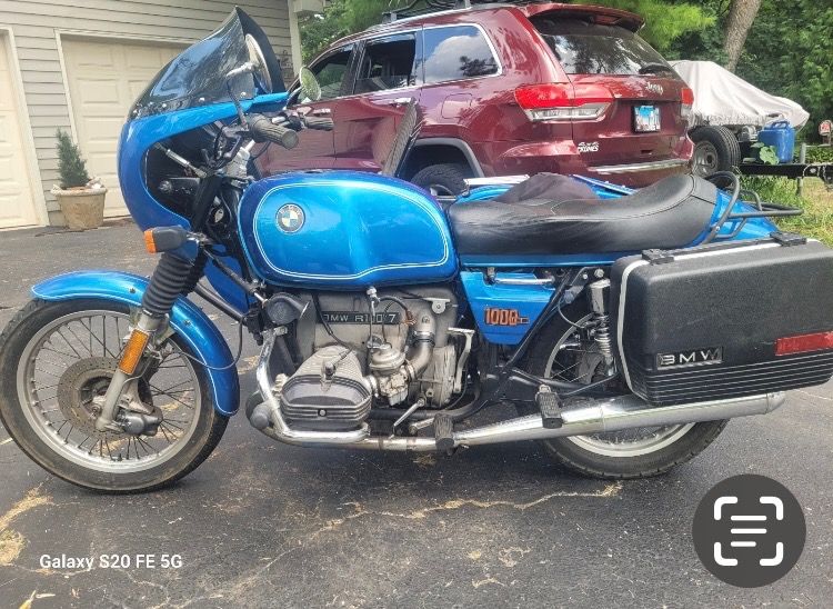 1977 BMW R-1000