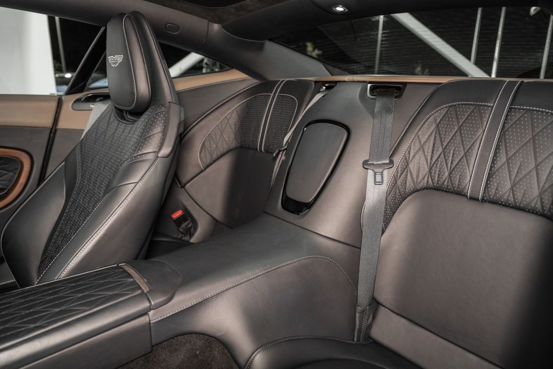 2024 Aston Martin DB12