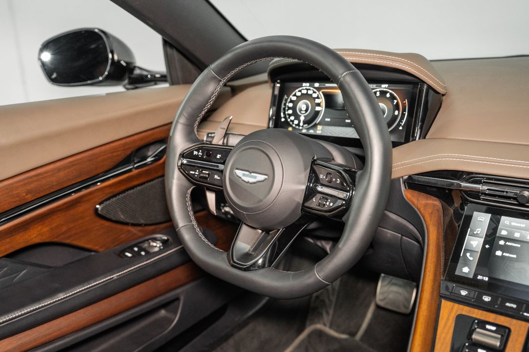 2024 Aston Martin DB12