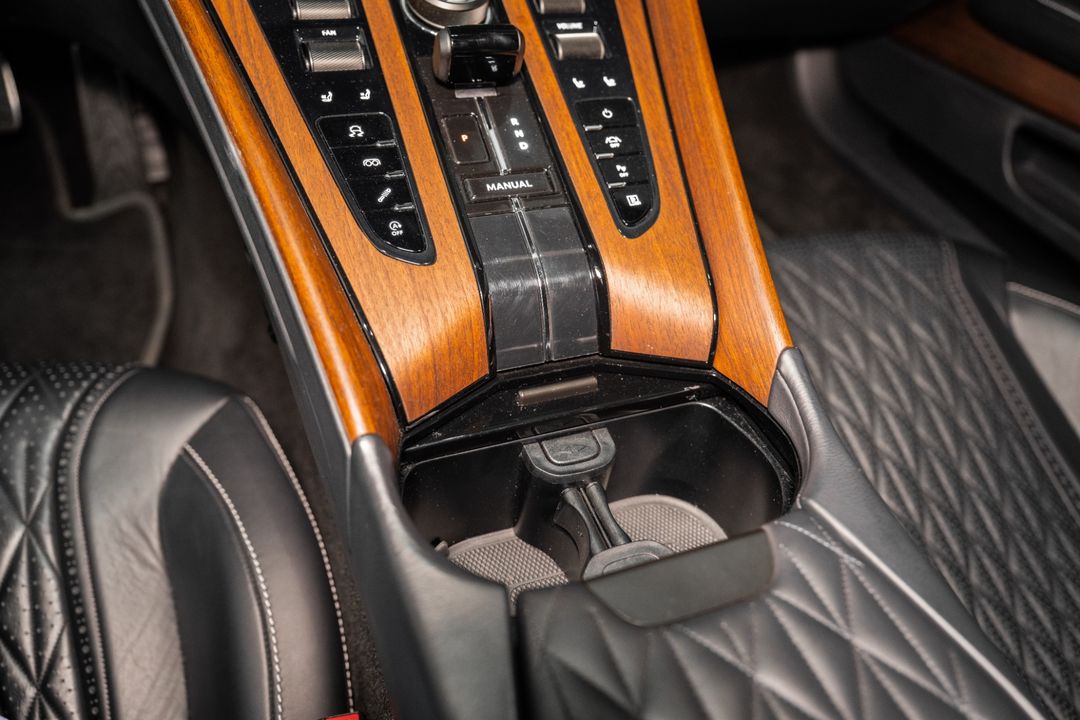 2024 Aston Martin DB12