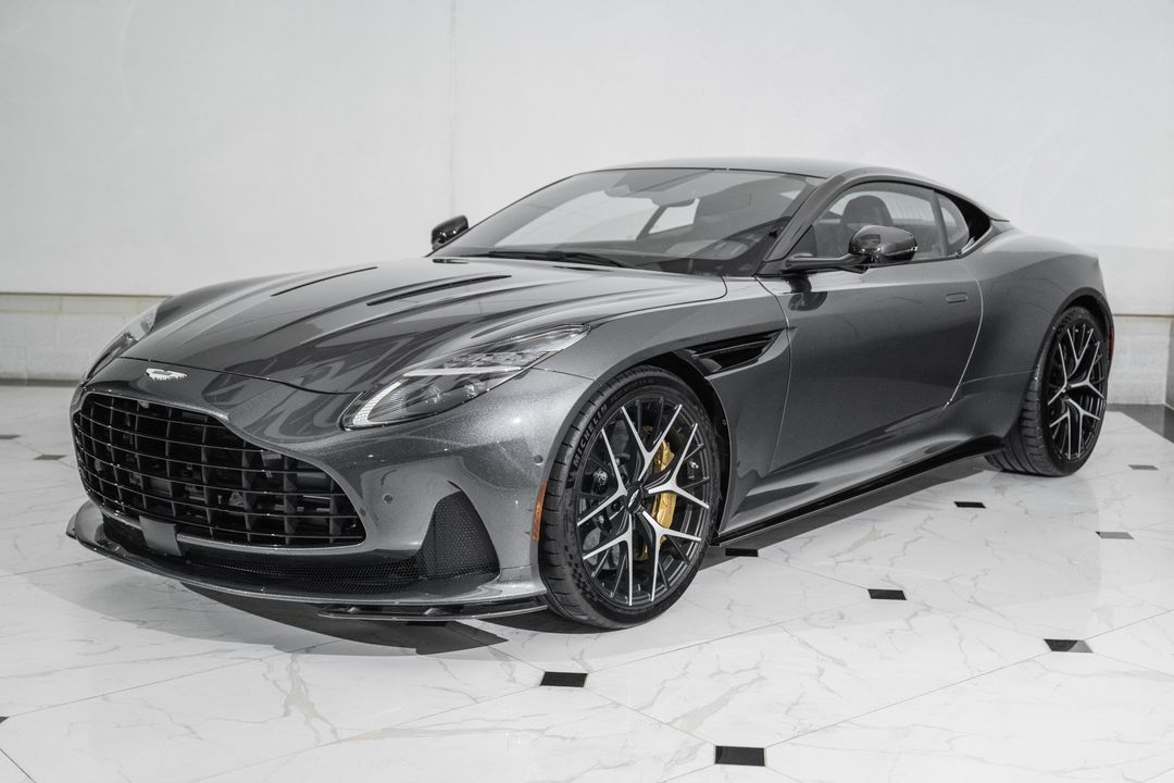 2024 Aston Martin DB12