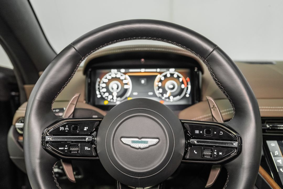 2024 Aston Martin DB12