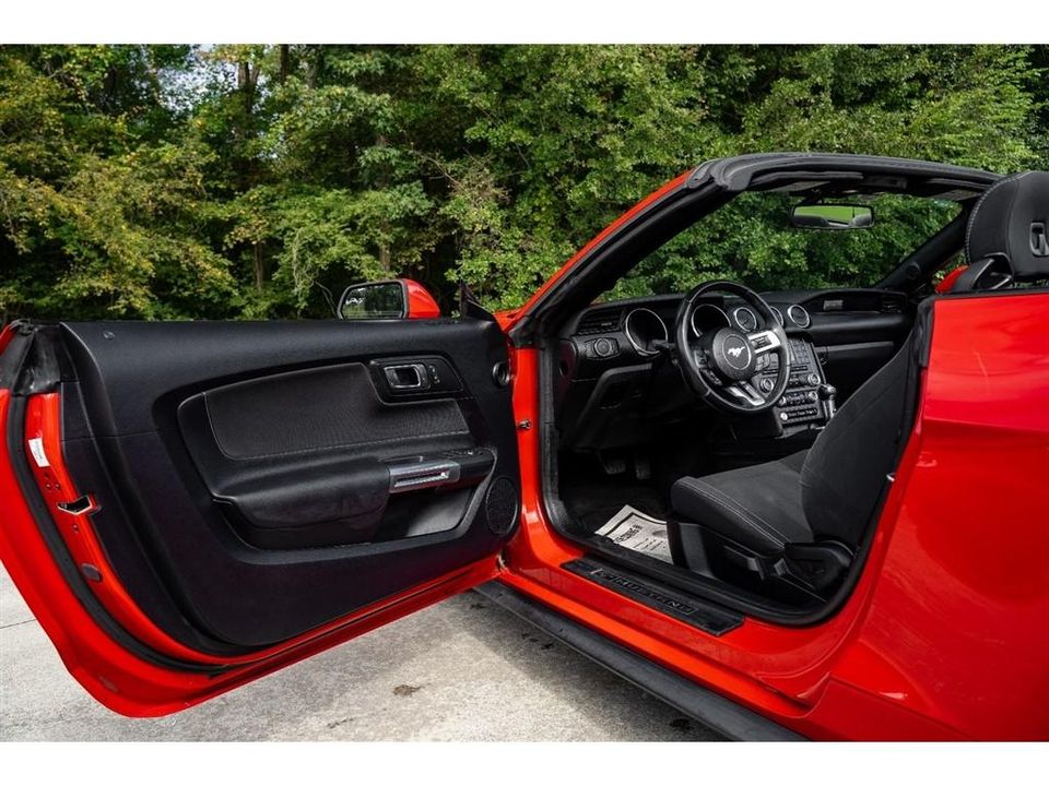 2018 Ford Mustang