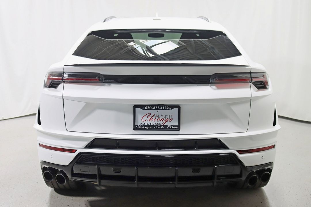 2024 Lamborghini Urus