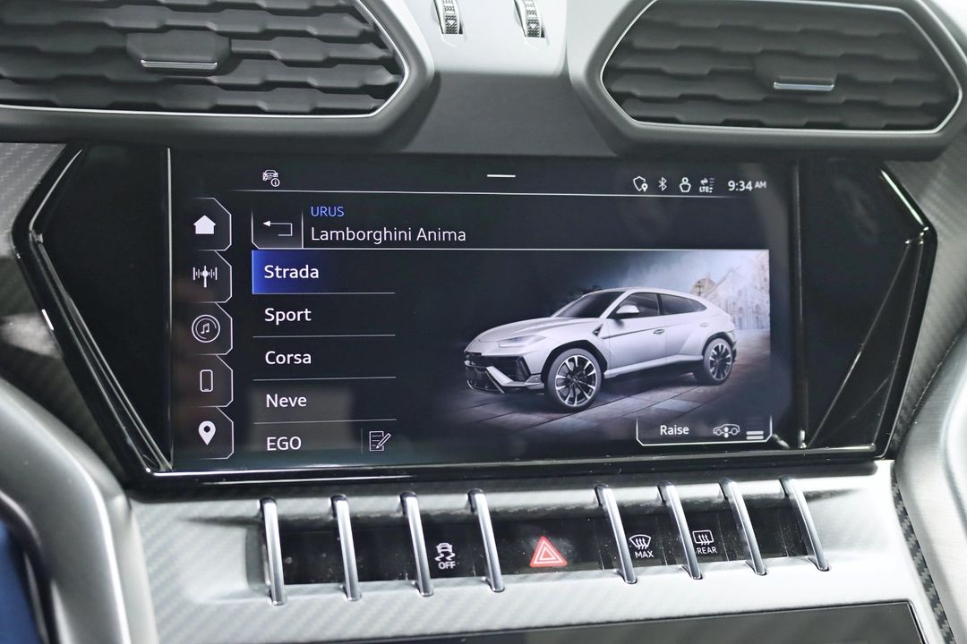 2024 Lamborghini Urus