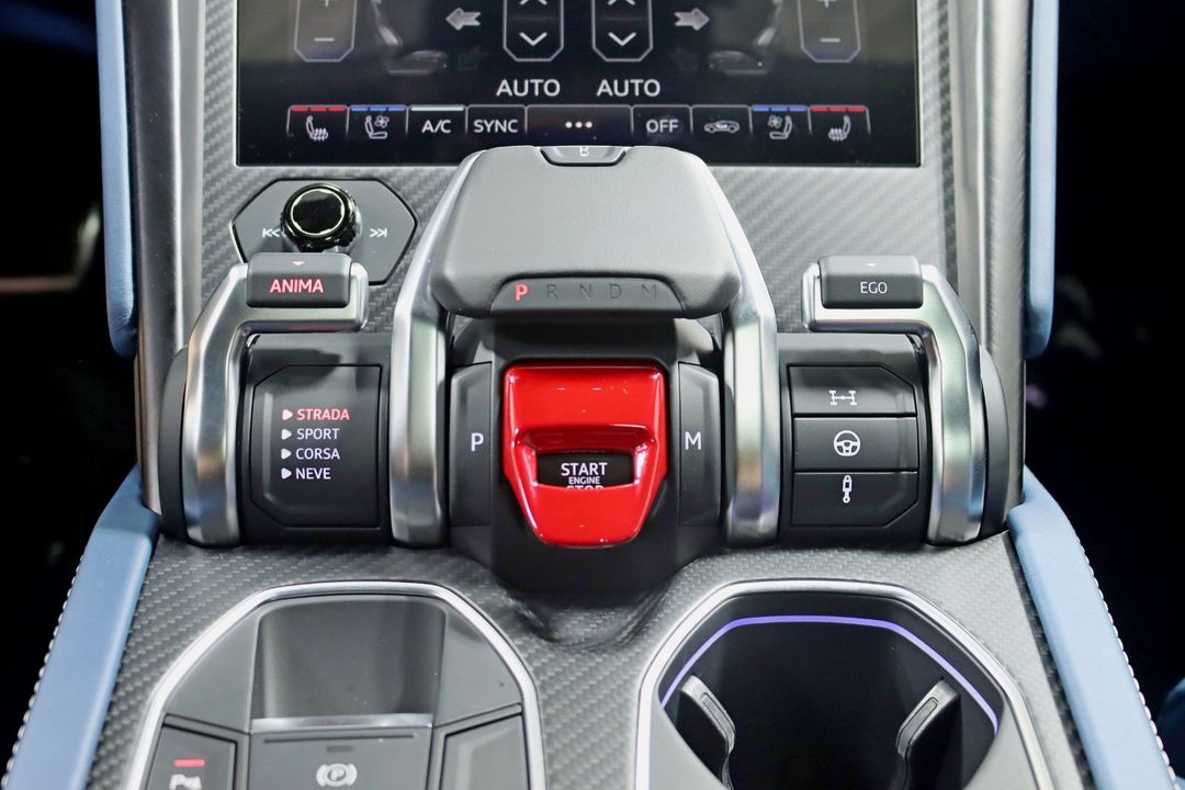2024 Lamborghini Urus