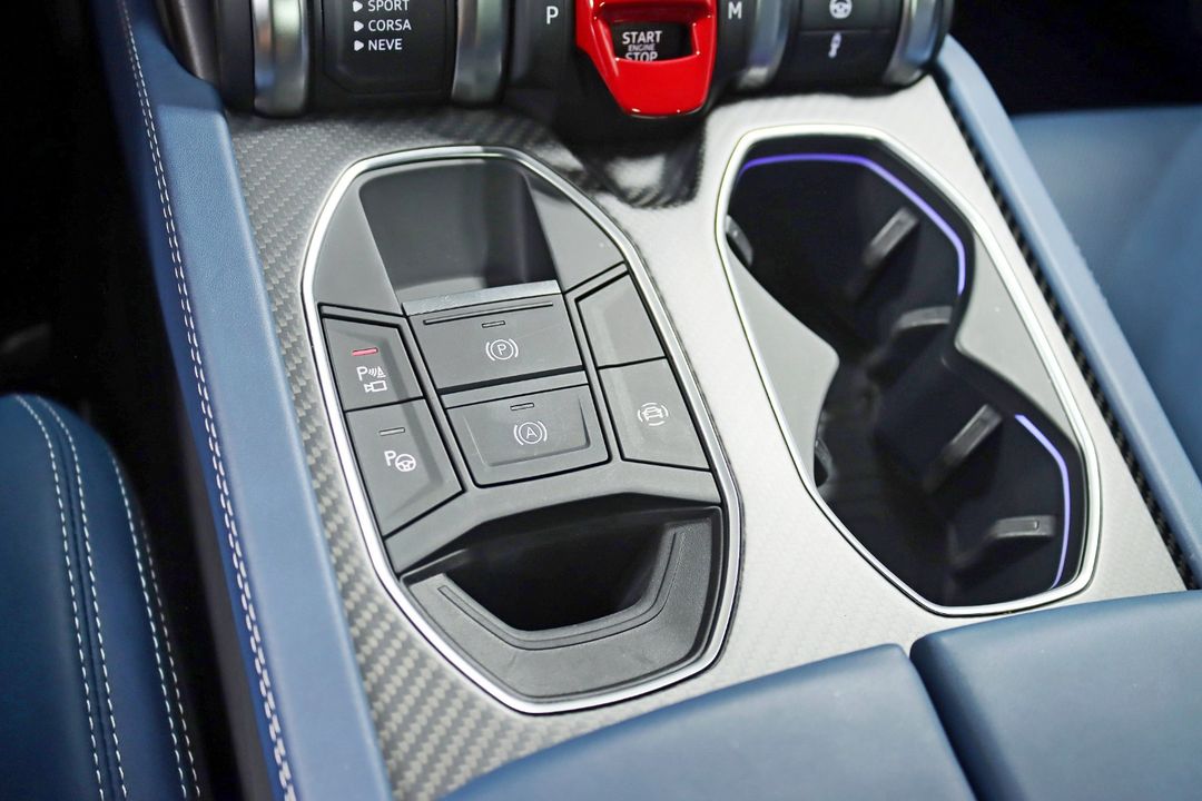 2024 Lamborghini Urus