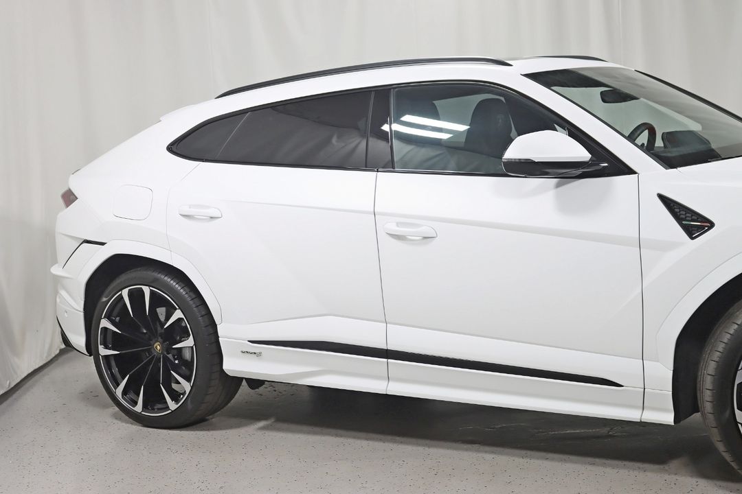 2024 Lamborghini Urus
