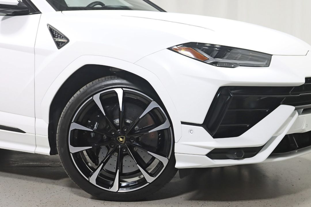 2024 Lamborghini Urus