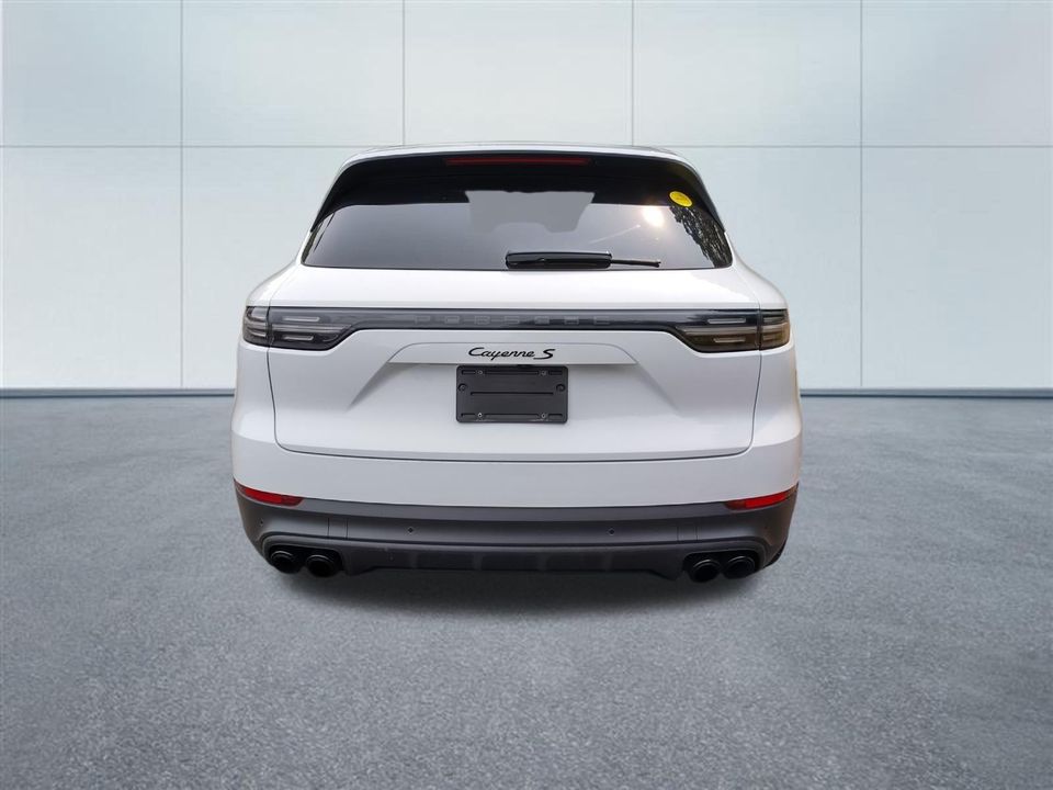 2022 Porsche Cayenne