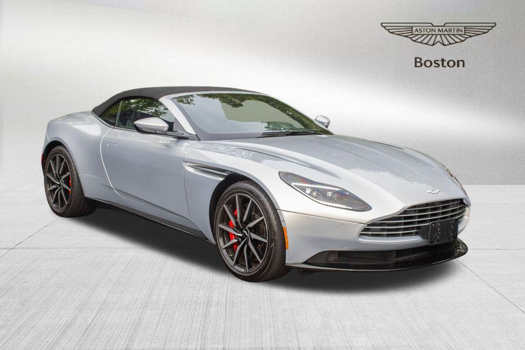 2021 Aston Martin DB11
