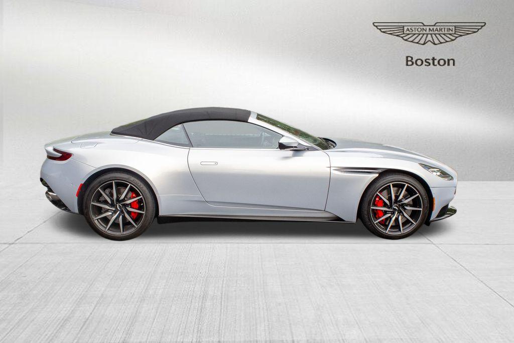 2021 Aston Martin DB11