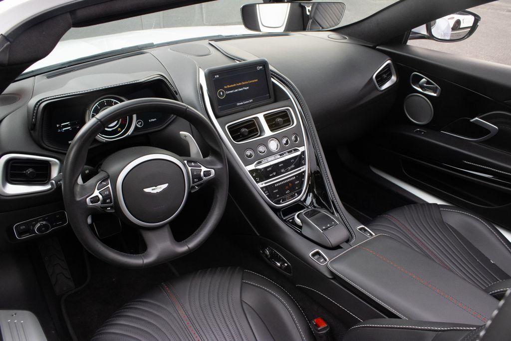 2021 Aston Martin DB11