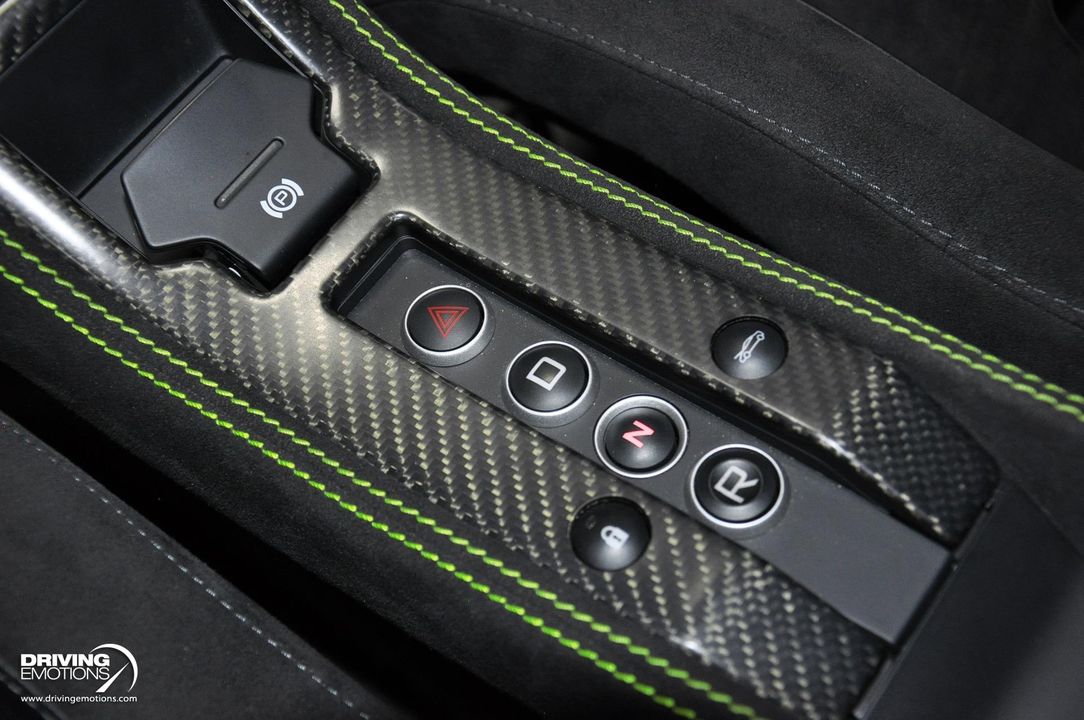2016 McLaren 675LT