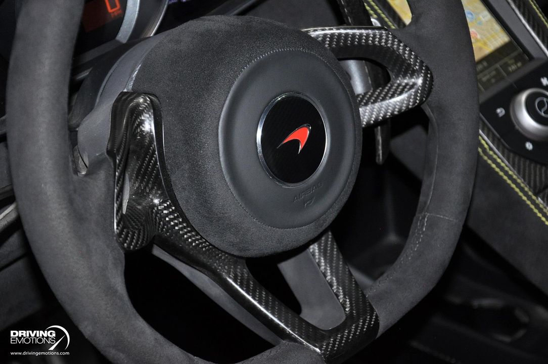 2016 McLaren 675LT