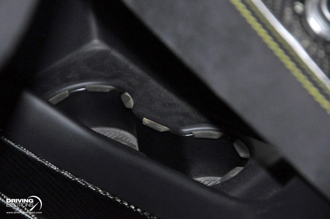 2016 McLaren 675LT