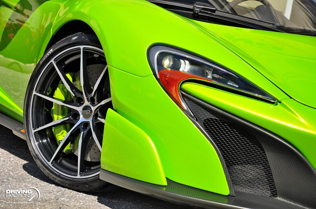 2016 McLaren 675LT