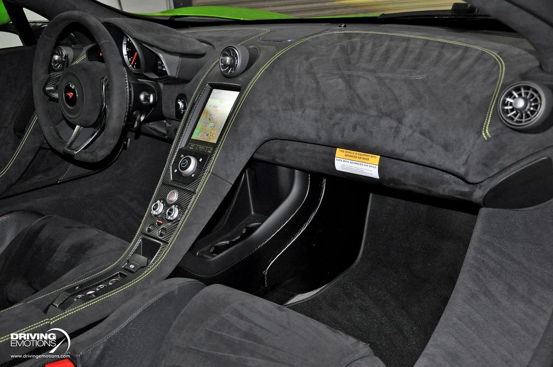 2016 McLaren 675LT