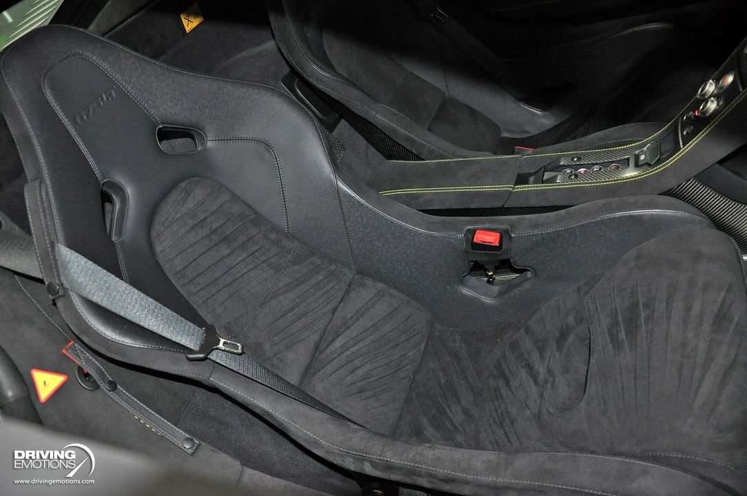2016 McLaren 675LT